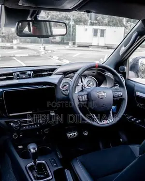 Toyota Hilux GR Sport 2025