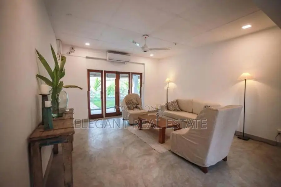 Commercial Property - Office Space for Sale in Colombo 07 (A6252)