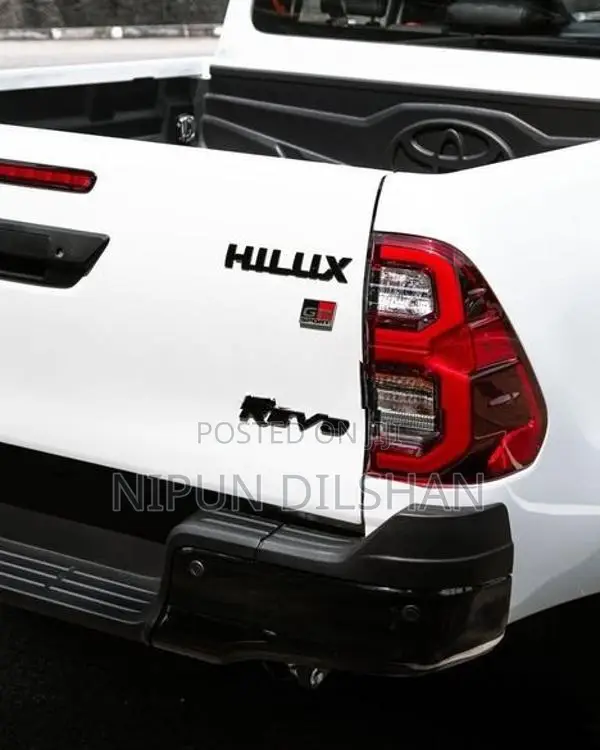 Toyota Hilux GR Sport 2025