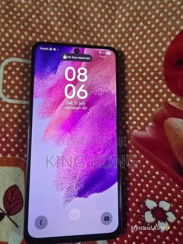 Samsung Galaxy S21 FE 5G 8GB 256GB (Used)