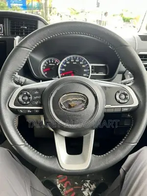 Toyota Roomy 2025