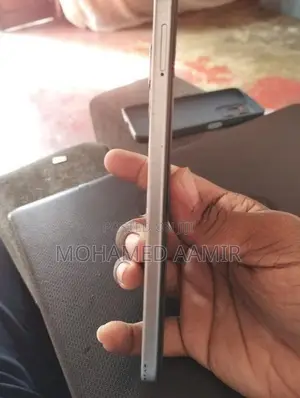 Infinix Hot 50i 6/128GB Full Set (Used)