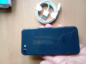 Apple iPhone 8 black (Used)
