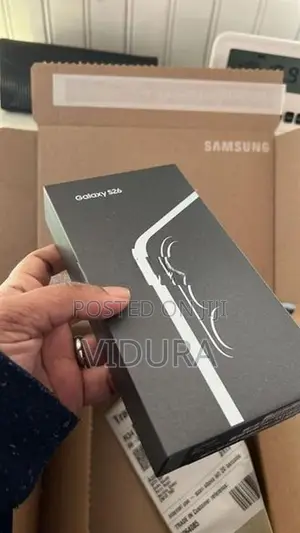 Samsung Galaxy S26 (Brand New)