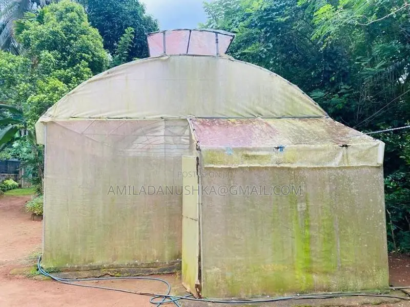 Poly Tunnel
