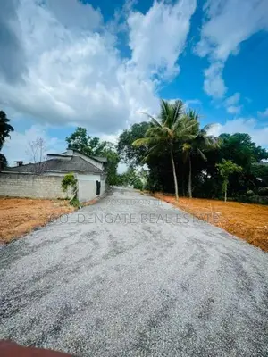 Yakkala නගරයෙන් පදිංචියට හොඳ බිම් කොටස් නුවර පාරට සමීපව