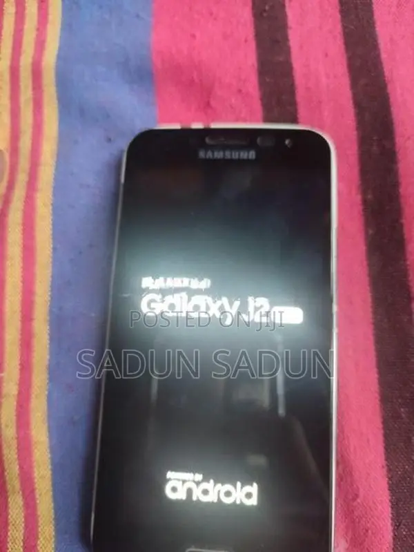 Samsung Galaxy J2 Good phone (Used)