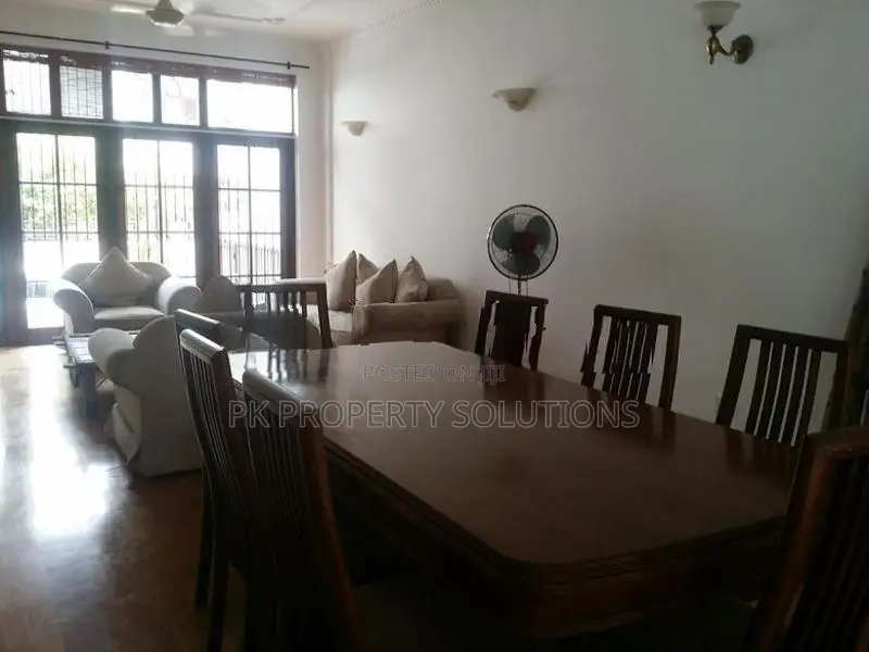 House for Rent in Colombo 7 ( File No 810 B )not Facing Hortan Place