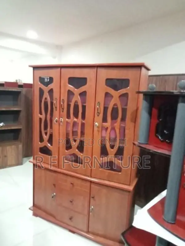 Melamine 3 Door Oc Cupboard