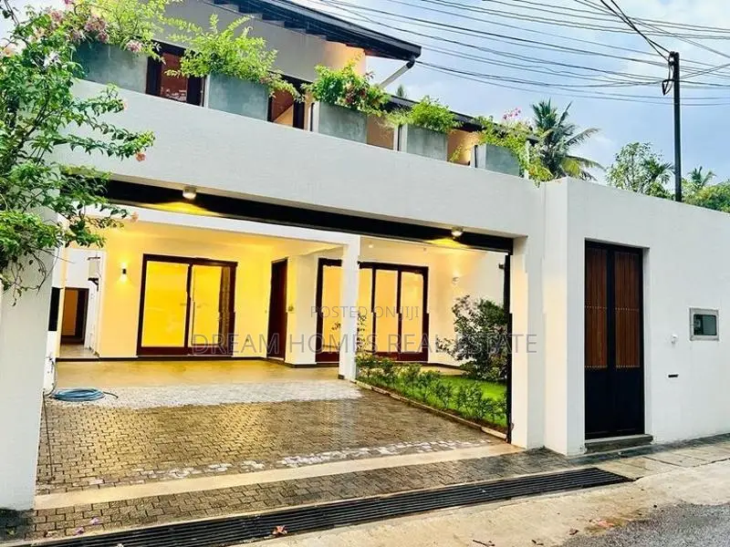 Fully Furnished 5 Bedroom Luxury Home For Sale – Pelawatta