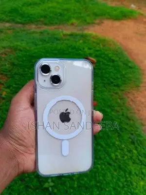 Apple iPhone 13 (Used)