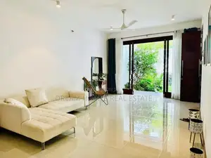 Fully Furnished 5 Bedroom Luxury Home For Sale – Pelawatta