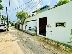 Fully Furnished 5 Bedroom Luxury Home For Sale – Pelawatta