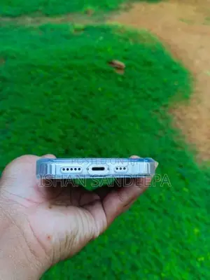 Apple iPhone 13 (Used)