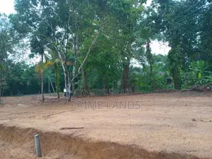 Residential Land for Sale in Aluthwala