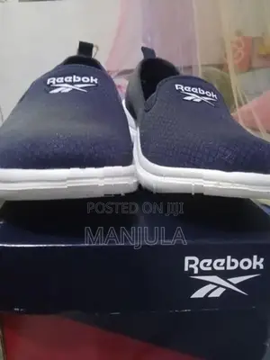 Brand new Reebok shoe for a lady