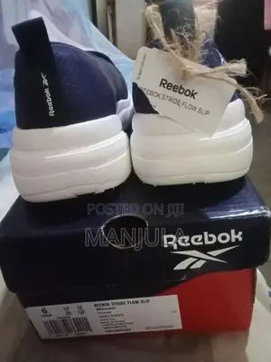 Brand new Reebok shoe for a lady