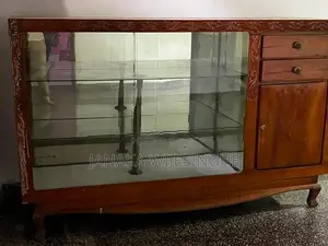 Kos Cabinet in Mint Condition