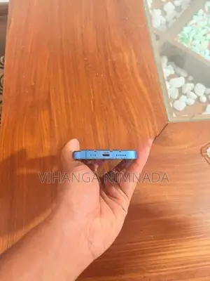 Apple iPhone 13 I phone (Used)