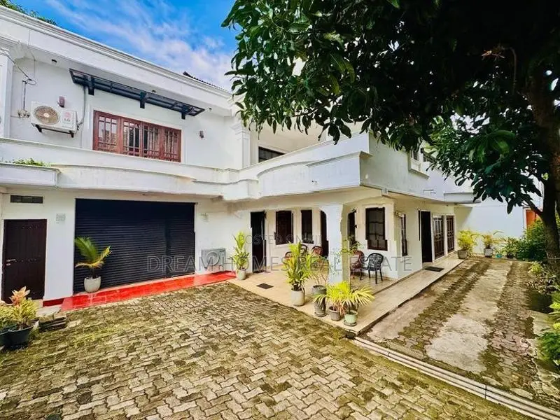 Architecturally Designed Luxury Home for Sale in Pitakotte