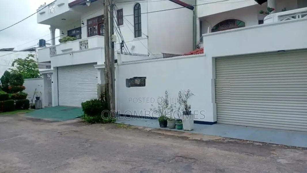 3 Units House for Sale in Hill Crescent - Dehiwala