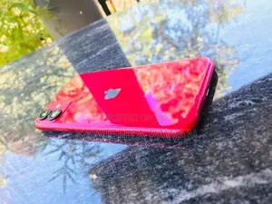 Apple iPhone 11 (Used)