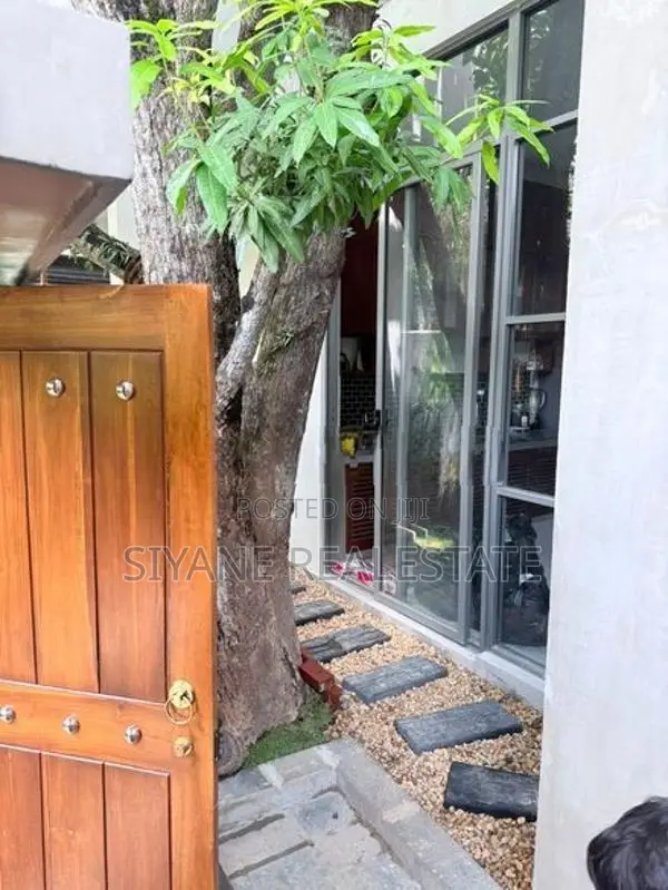 Beautiful Luxury House For Sale In Nawala