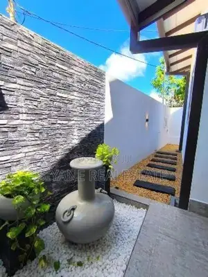 Beautiful Luxury House For Sale Athurugiriya