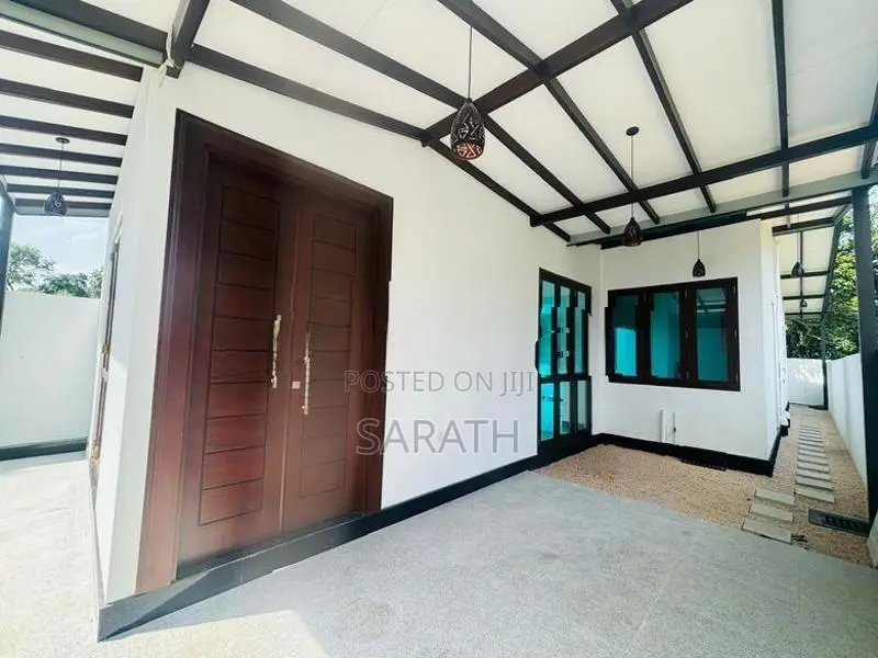 3 Bed With Brand New Single House In Athurugiriya