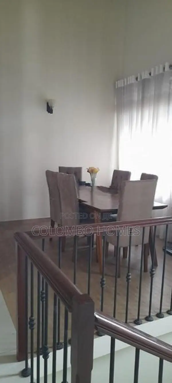 6 Beds Luxury House for Sale - Dehiwala