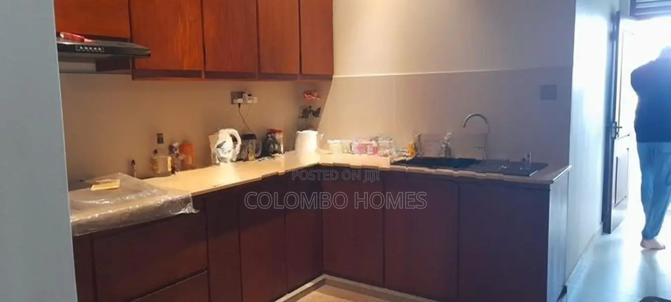 6 Beds Luxury House for Sale - Dehiwala