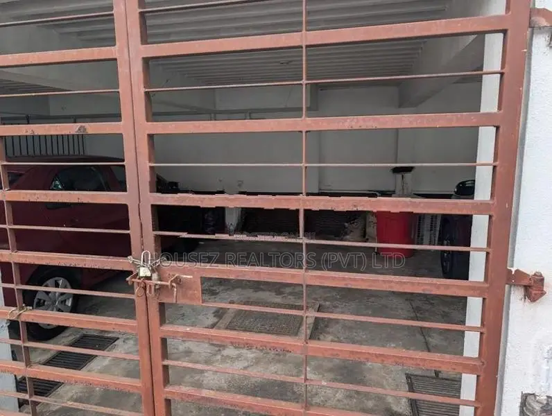 Spacious 3-Bedroom Apartment for Sale in Boralesgamuwa