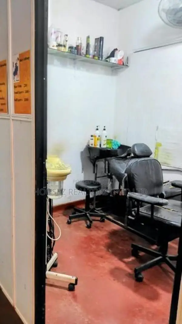 Commercial Property with House for Sale – Negombo Beach Road