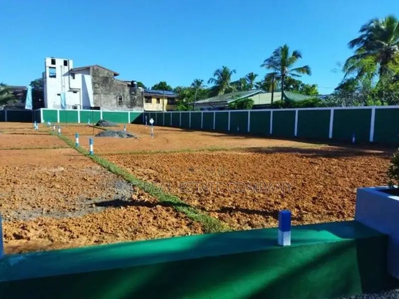 Luxury Land Plots Sale in Moratuwa