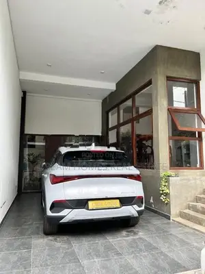 Modern Luxury Home for Rent in Suwaripola, Piliyandala