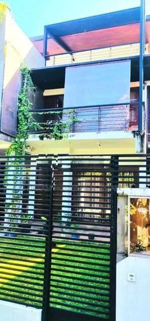 Modern Luxury Home for Rent in Suwaripola, Piliyandala