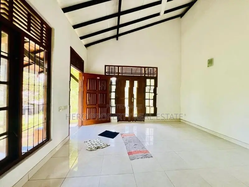 Single Storey Modern House for Sale in Homagama