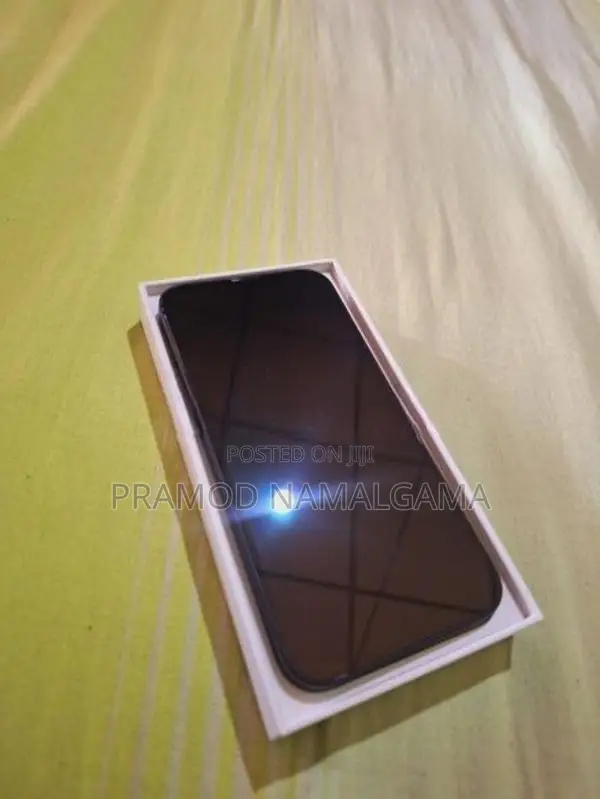 Apple iPhone 16e (Brand New)
