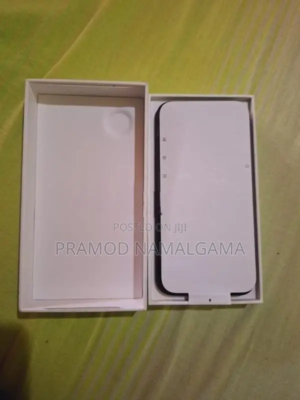 Apple iPhone 16e (Brand New)