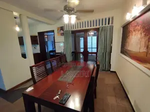Solar Electricity House Rent Office and Recidence Nugegoda Jubilee Pos