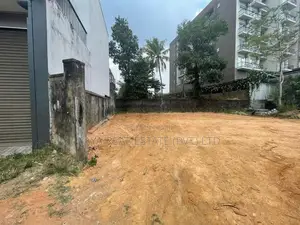 Residential Land for Sale in Thalawathugoda
