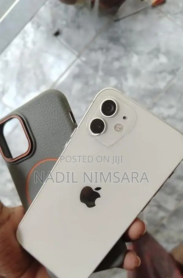 Apple iPhone 12 (Used)
