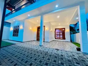 Top Class Wooden Floor Brand New 4 Bed Rooms House For Sale in Negombo