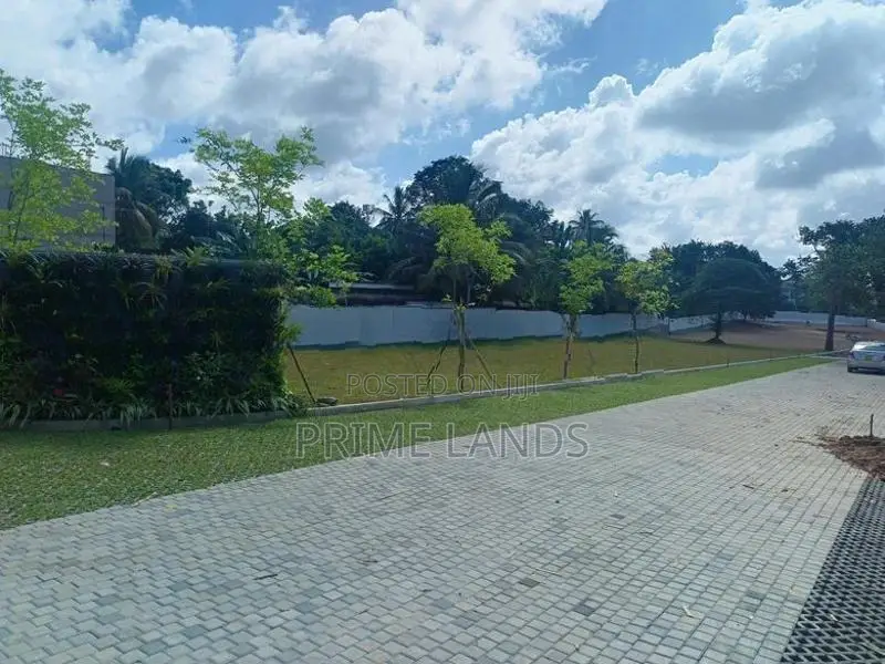 Luxury Land Plots Sale in Boralesgamuwa