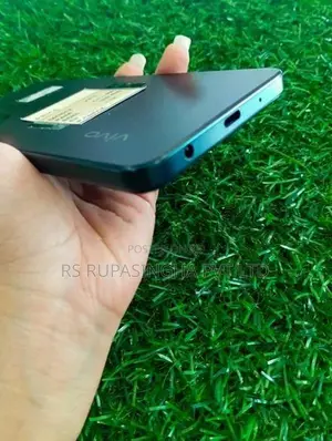 Vivo Y04 4GB/128GB (Used)