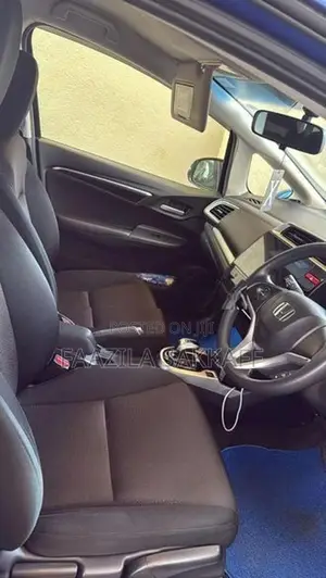 Honda Fit GP5 2014