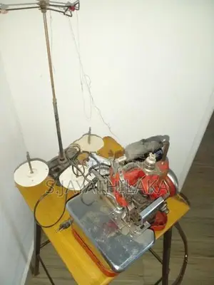 Overlock Machine with Stand