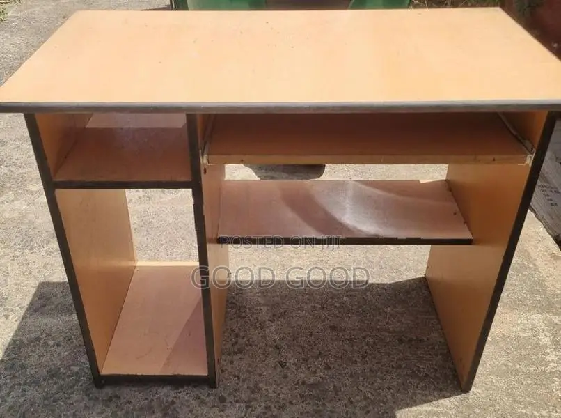 computer table