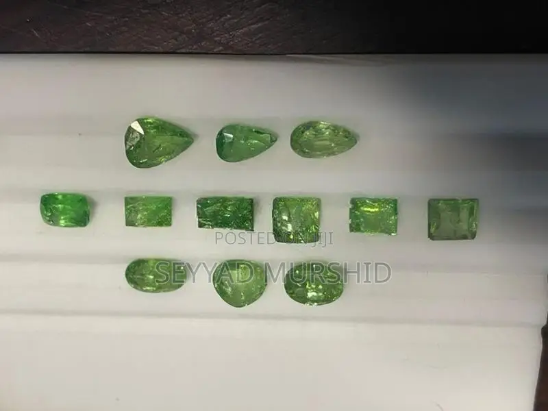 Grossular garnet