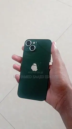 Apple iPhone 13 (Used)
